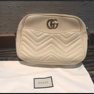 GUCCI Calfskin Medium GG Marmont Shoulder Bag